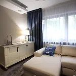 Daire A11 & Dermique Krakow