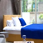 Daire A11 & Dermique Krakow