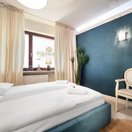 A11 & Dermique Apartament Kraków