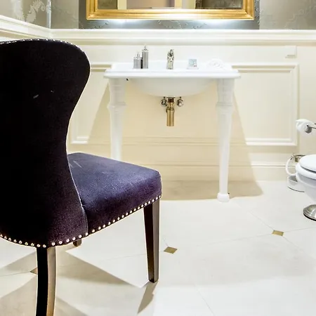 A11 & Dermique Apartament