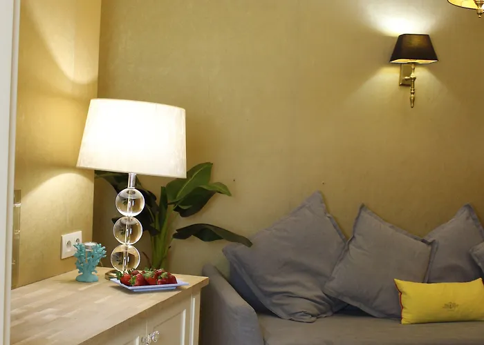 A11 & Dermique Krakov