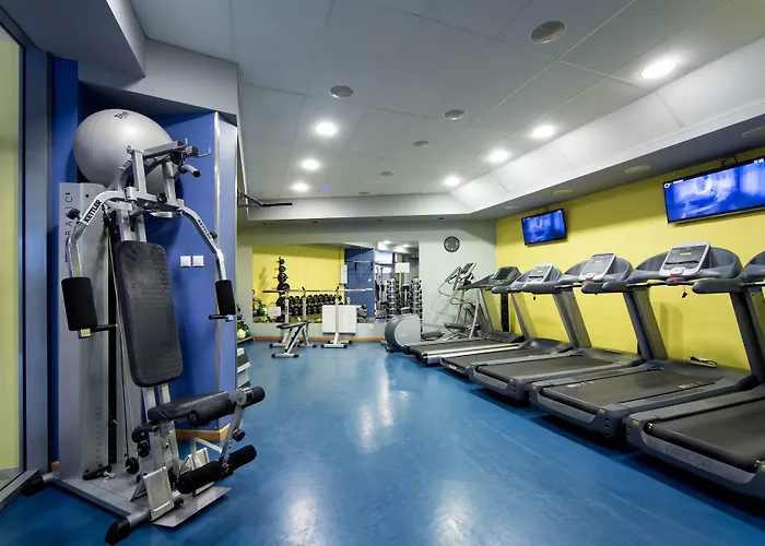 A11 & Dermique Krakov