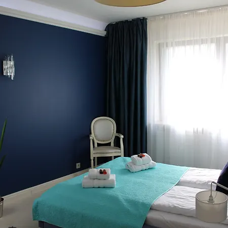 A11 & Dermique Apartamento Cracóvia