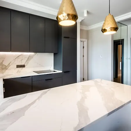 A11 & Dermique Cracóvia